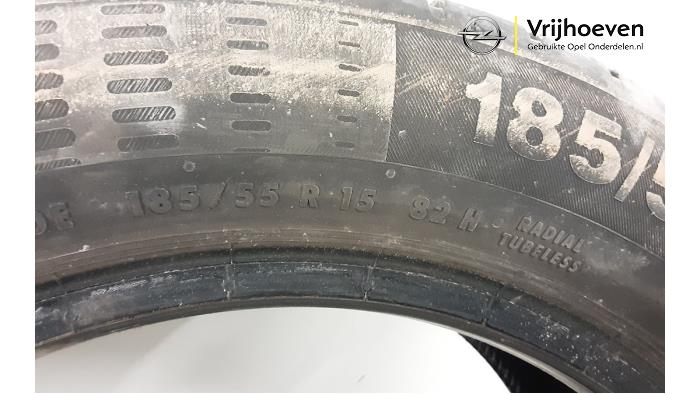 Tyre with tyre size 185/55/15 - 18555R15 CONTINENTAL