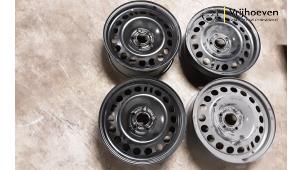 Used Set of wheels Opel Zafira (M75) 1.8 16V Ecotec Price € 75,00 Margin scheme offered by Autodemontage Vrijhoeven B.V.