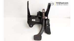 Used Set of pedals Opel Ampera 1.4 16V Price € 50,00 Margin scheme offered by Autodemontage Vrijhoeven B.V.