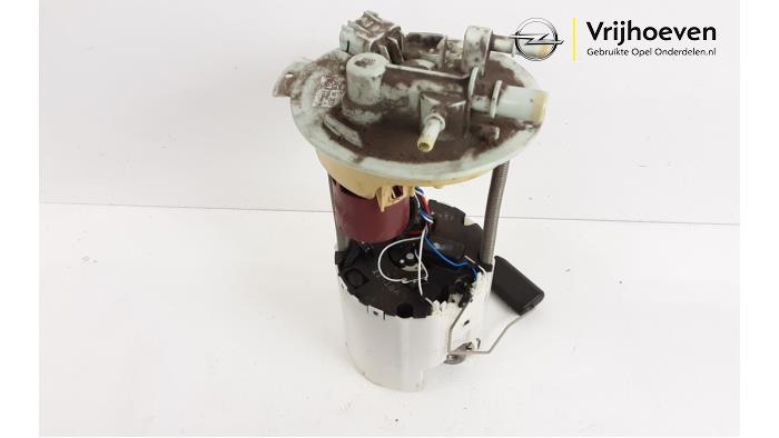 Electric fuel pump from a Opel Ampera 1.4 16V 2013