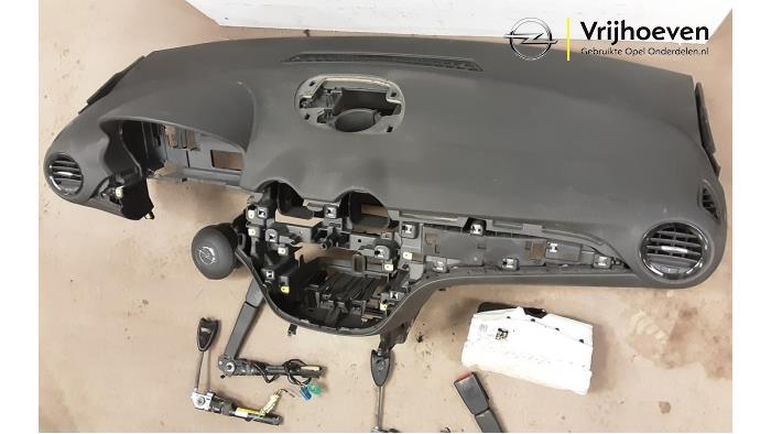 Airbag set + dashboard from a Opel Adam 1.4 16V 2015