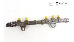 Used Fuel injector nozzle Opel Corsa E 1.3 CDTi 16V ecoFLEX Price € 40,00 Margin scheme offered by Autodemontage Vrijhoeven B.V.