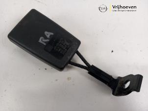 Used Rear seatbelt buckle, right Opel Astra H (L48) 1.6 16V Price € 10,00 Margin scheme offered by Autodemontage Vrijhoeven B.V.