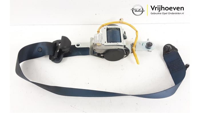 Begagnade Främre säkerhetsbälte, vänster Opel Agila (A) 1.2 16V Pris € 40,00 Marginaltabell erbjuds av Autodemontage Vrijhoeven B.V.