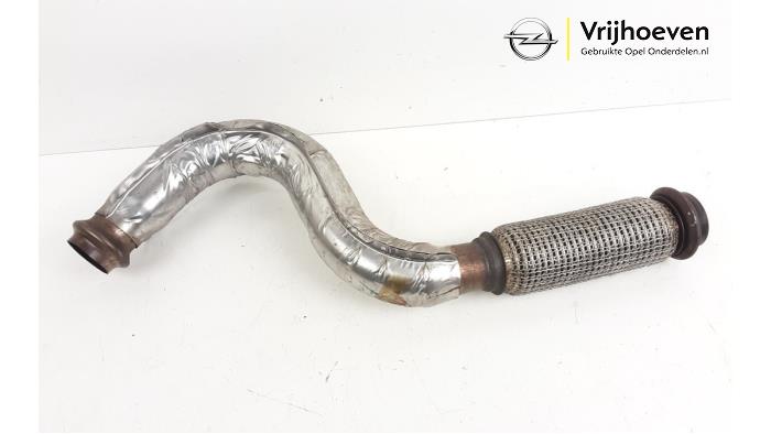 Gebrauchte Auspuff Hauptrohr Opel Corsa F (UB/UH/UP) 1.2 Turbo 12V 100 Preis € 25,00 Margenregelung angeboten von Autodemontage Vrijhoeven B.V.
