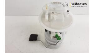 Used Electric fuel pump Opel Corsa F (UB/UH/UP) 1.2 Turbo 12V 100 Price € 100,00 Margin scheme offered by Autodemontage Vrijhoeven B.V.