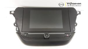 Usados Controlador de pantalla multimedia Opel Corsa F (UB/UH/UP) 1.2 12V 75 Precio € 400,00 Norma de margen ofrecido por Autodemontage Vrijhoeven B.V.
