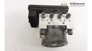 Used ABS pump Opel Corsa F (UB/UH/UP) 1.2 Turbo 12V 100 Price € 200,00 Margin scheme offered by Autodemontage Vrijhoeven B.V.
