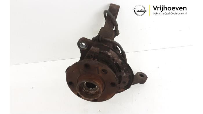 Knuckle, front left from a Opel Corsa C (F08/68) 1.2 16V 2002