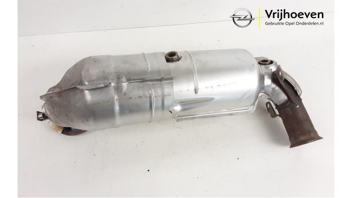 Catalytic converter from a Opel Corsa F (UB/UH/UP) 1.2 Turbo 12V 100 2020