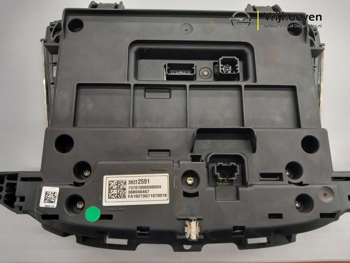 Multi-media control unit Opel Astra K Sports Tourer 1.5 CDTi 105 12V ...