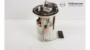 Usagé Pompe carburant électrique Opel Corsa E 1.4 Turbo 16V Prix € 75,00 Règlement à la marge proposé par Autodemontage Vrijhoeven B.V.