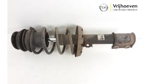 Used Front shock absorber rod, left Opel Zafira (F75) 1.6 16V Price € 25,00 Margin scheme offered by Autodemontage Vrijhoeven B.V.