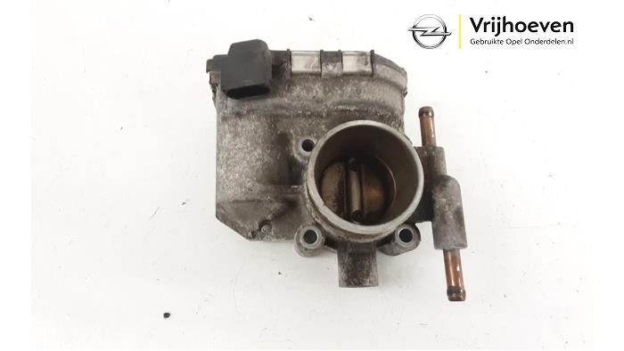 Używane Przepustnica Opel Corsa C (F08/68) 1.2 16V Twin Port Cena € 20,00 Procedura marży oferowane przez Autodemontage Vrijhoeven B.V.
