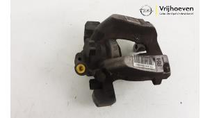 Used Front brake calliper, right Opel Combo Life/Tour 1.2 110 Price € 80,00 Margin scheme offered by Autodemontage Vrijhoeven B.V.