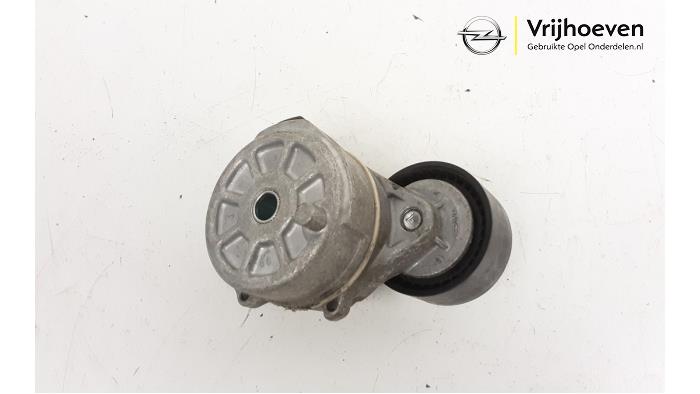 Drive belt tensioner from a Opel Combo Life/Tour 1.2 110 2021