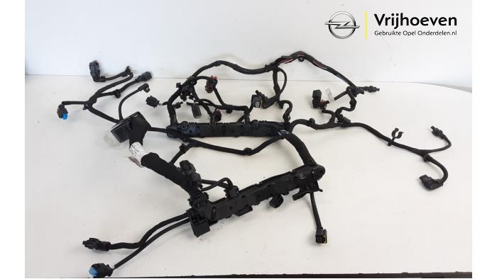Faisceau de câbles compartiment moteur d'un Opel Combo Life/Tour 1.2 110 2021