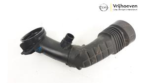 Used Air intake hose Opel Combo Life 1.5 CDTI 100 Price € 15,00 Margin scheme offered by Autodemontage Vrijhoeven B.V.
