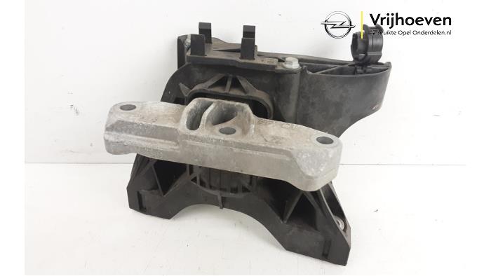Used Engine mount Opel Combo Life 1.5 CDTI 100 Price € 40,00 Margin scheme offered by Autodemontage Vrijhoeven B.V.