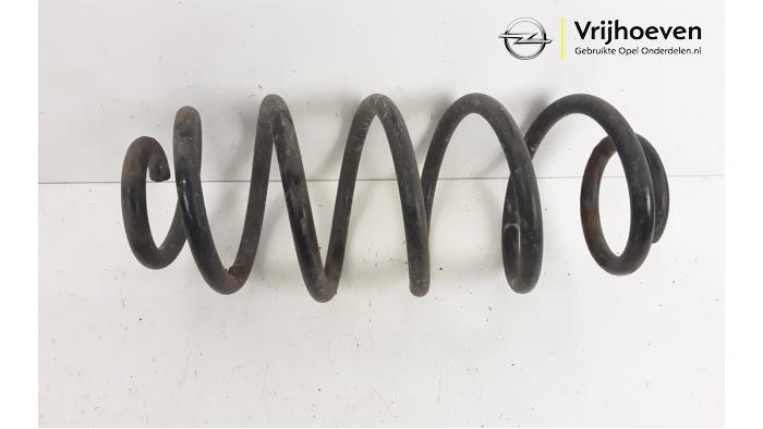 Rear coil spring from a Opel Combo 1.3 CDTI 16V ecoFlex 2013
