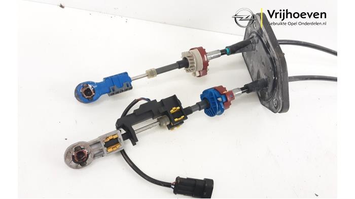Gearbox shift cable Opel Combo 1.6 CDTI 16V - 95510585 FGA
