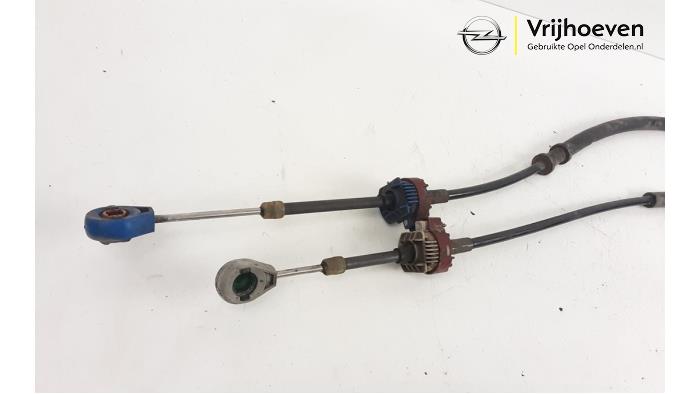 Gearbox shift cable Opel Combo 1.6 CDTI 16V - 95510585 FGA