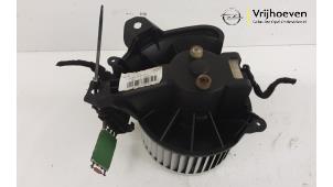Usagé Moteur de ventilation chauffage Opel Corsa D 1.4 16V Twinport Prix € 30,00 Règlement à la marge proposé par Autodemontage Vrijhoeven B.V.