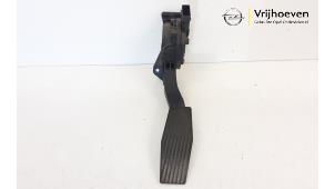 Used Accelerator pedal Opel Astra J (PC6/PD6/PE6/PF6) 1.7 CDTi 16V 110 Price € 20,00 Margin scheme offered by Autodemontage Vrijhoeven B.V.