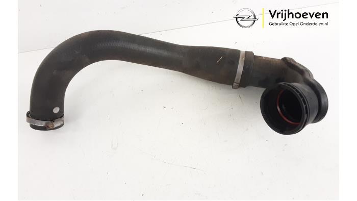 Intercooler hose from a Opel Zafira Tourer (P12) 1.4 Turbo 16V EcoFLEX 2015