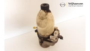 Usados Bomba de dirección asistida Opel Vectra C 1.8 16V Precio € 75,00 Norma de margen ofrecido por Autodemontage Vrijhoeven B.V.