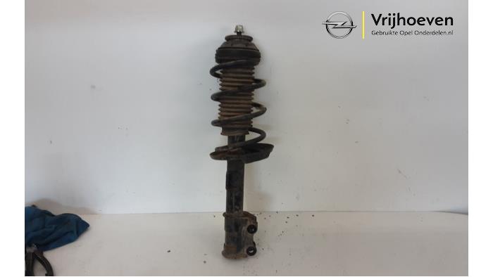 Front shock absorber rod, right from a Opel Adam 1.4 16V 2015