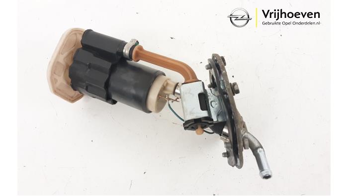 Gebrauchte Kraftstoffpumpe Elektrisch Opel Astra F (53/54/58/59) 1.6i Preis € 30,00 Margenregelung angeboten von Autodemontage Vrijhoeven B.V.
