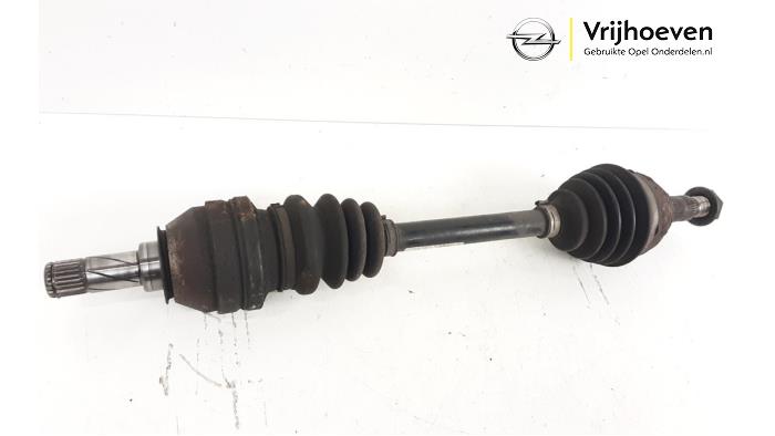 Front drive shaft, left from a Opel Zafira (M75) 1.6 16V 2009
