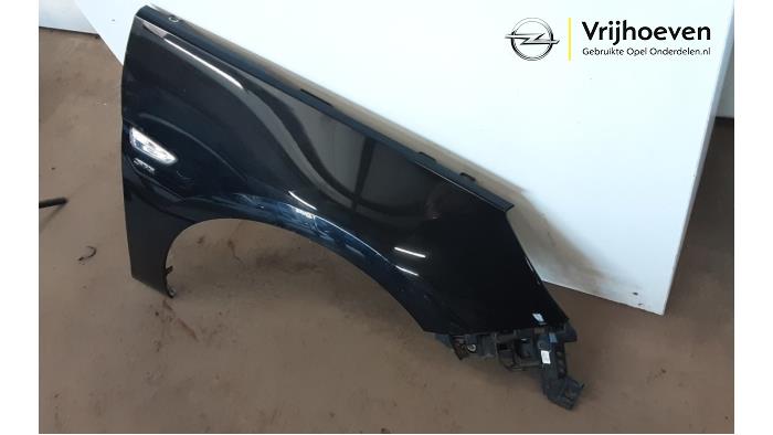 Front wing, right from a Opel Astra K 1.0 SIDI Turbo 12V 2016
