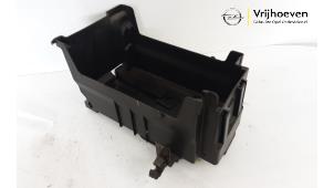 Used Battery box Opel Insignia 1.6 Turbo 16V Ecotec Price € 25,00 Margin scheme offered by Autodemontage Vrijhoeven B.V.