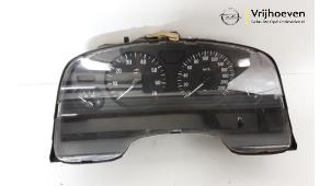 Used Odometer KM Opel Zafira (F75) 1.8 16V Price € 30,00 Margin scheme offered by Autodemontage Vrijhoeven B.V.