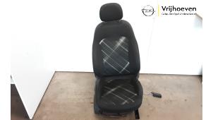 Używane Fotel prawy Opel Corsa E 1.0 SIDI Turbo 12V Cena € 100,00 Procedura marży oferowane przez Autodemontage Vrijhoeven B.V.