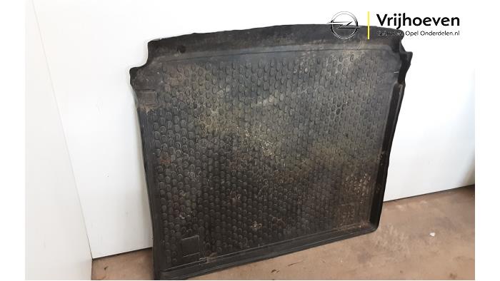 Boot mat from a Opel Astra H SW (L35) 2.0 16V Turbo 2004