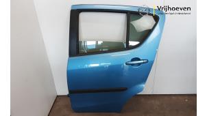 Used Rear door 4-door, left Opel Agila (B) 1.0 12V Price € 300,00 Margin scheme offered by Autodemontage Vrijhoeven B.V.