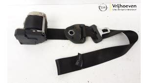Used Front seatbelt, left Opel Astra H Twin Top (L67) 1.6 16V Price € 50,00 Margin scheme offered by Autodemontage Vrijhoeven B.V.