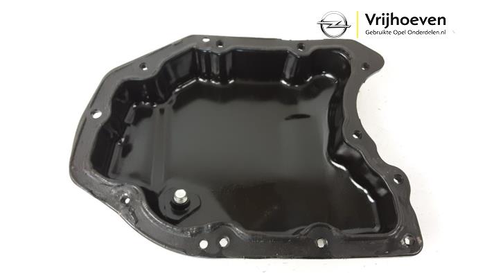 Usagé Couvercle carter Opel Karl 1.0 12V Prix € 50,00 Règlement à la marge proposé par Autodemontage Vrijhoeven B.V.