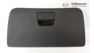 Used Glovebox Opel Karl 1.0 12V Price € 15,00 Margin scheme offered by Autodemontage Vrijhoeven B.V.