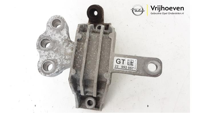 Used Engine mount Opel Insignia 1.6 CDTI 16V Price € 40,00 Margin scheme offered by Autodemontage Vrijhoeven B.V.