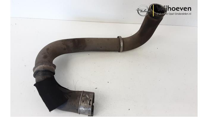 Gebrauchte Intercooler Schlauch Opel Corsa D 1.6i OPC 16V Turbo Preis € 125,00 Margenregelung angeboten von Autodemontage Vrijhoeven B.V.