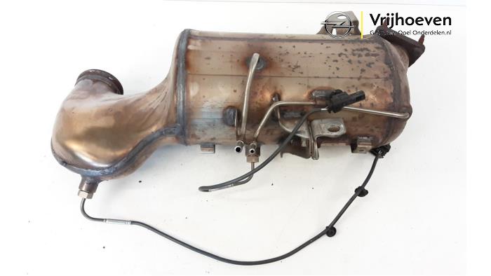 Usagé Filtre à particules Opel Astra K Sports Tourer 1.6 CDTI 110 16V Prix € 400,00 Règlement à la marge proposé par Autodemontage Vrijhoeven B.V.