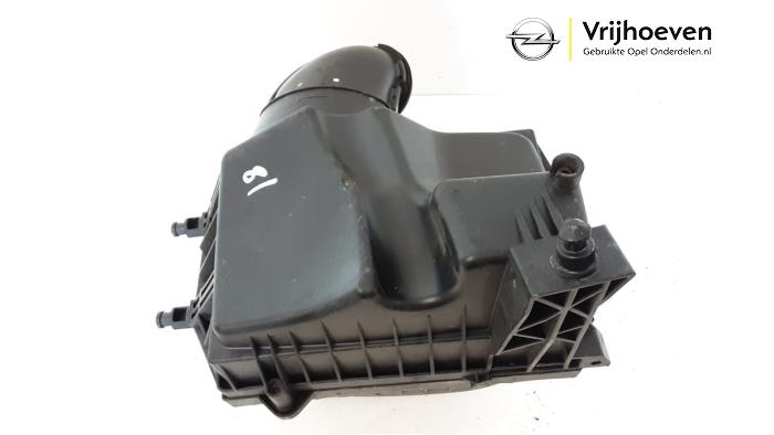 Air box from a Vauxhall Mokka/Mokka X 1.4 Turbo 16V 4x4 2013
