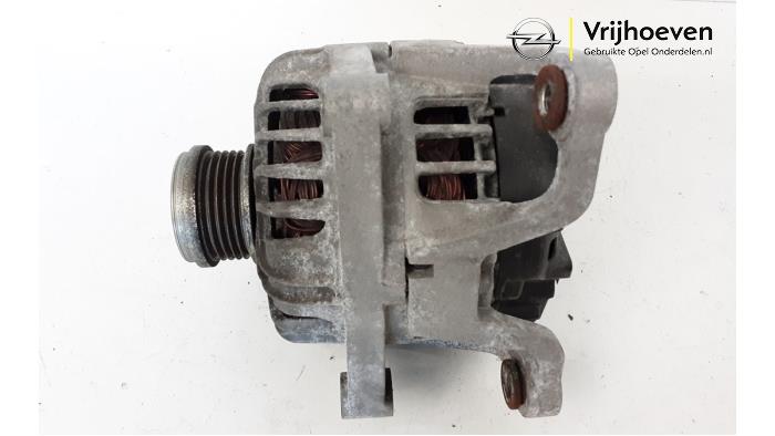 Begagnade Dynamo Opel Corsa E 1.6 OPC Turbo 16V Pris € 100,00 Marginaltabell erbjuds av Autodemontage Vrijhoeven B.V.