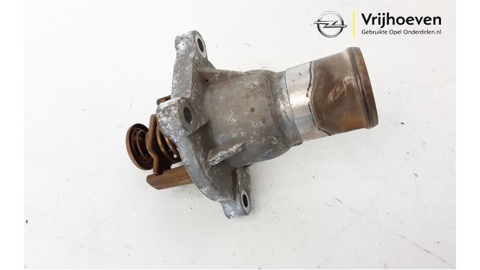 Thermostat housing from a Opel Corsa E 1.6 OPC Turbo 16V 2016