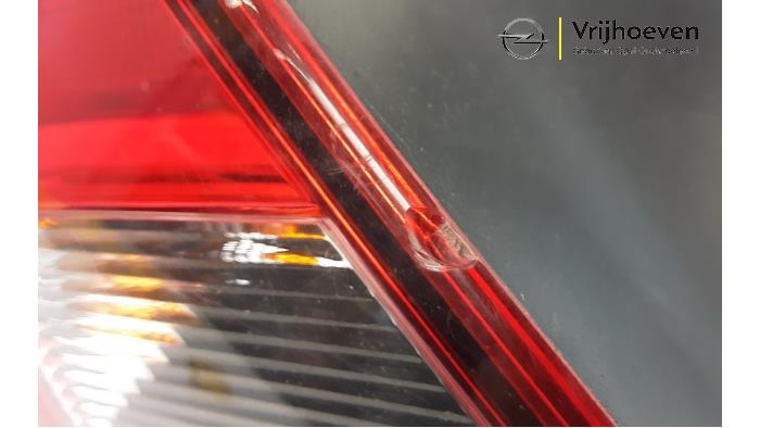 Rücklicht links van een Opel Corsa E 1.0 SIDI Turbo 12V 2015