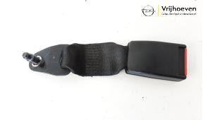 Used Rear seatbelt buckle, left Opel Astra G (F67) 1.6 16V Price € 10,00 Margin scheme offered by Autodemontage Vrijhoeven B.V.